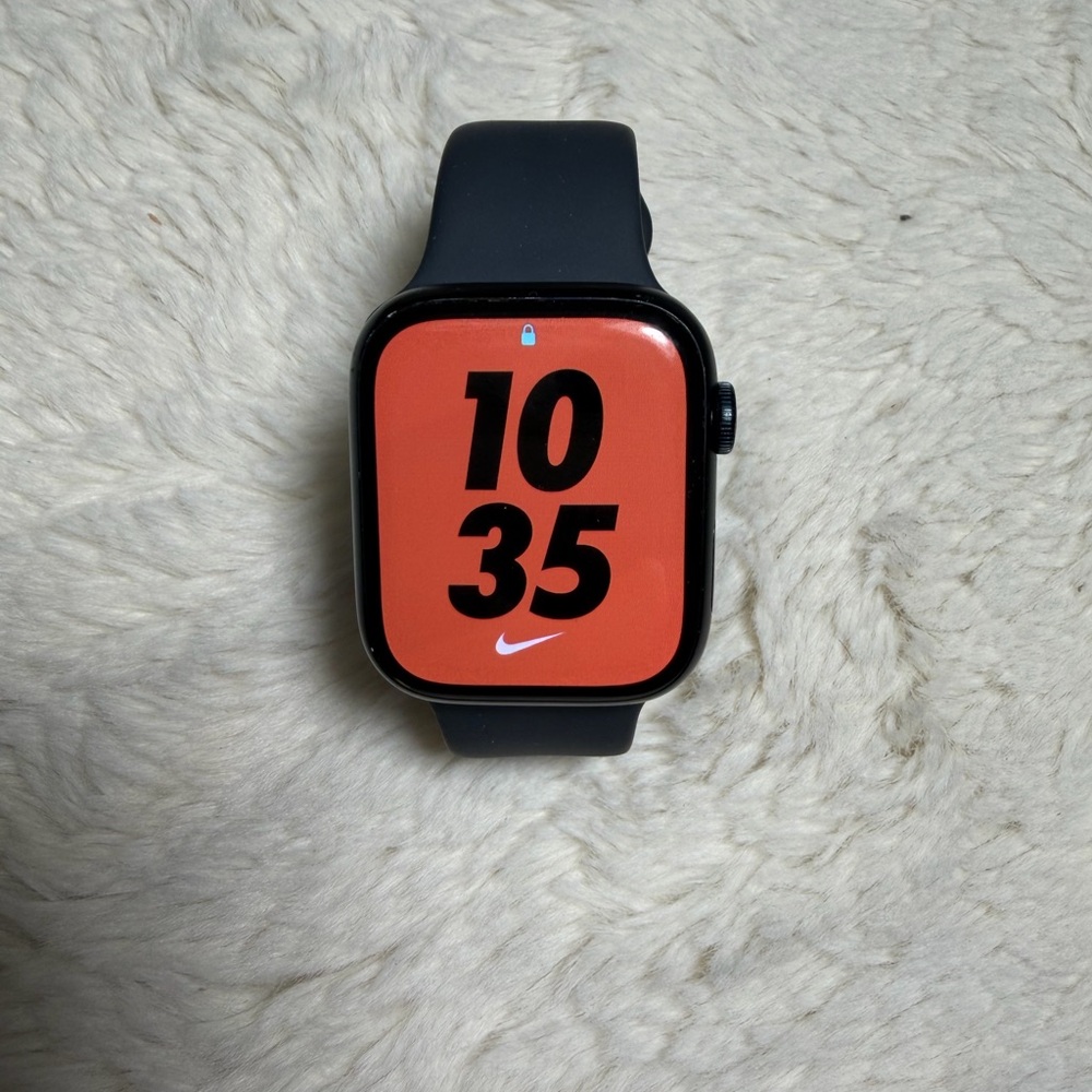 Apple Watch series 8 44mm GPS + Cell For repairs or parts  Read